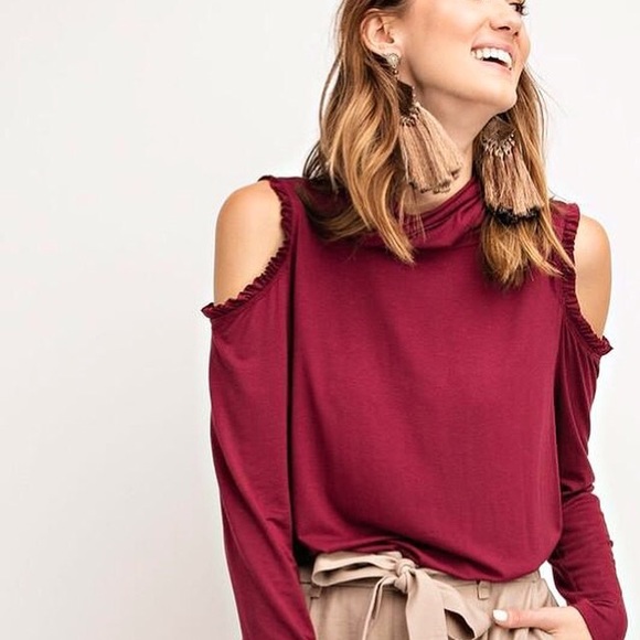 Cold Shoulder Loose Fit Top - Picture 1 of 7